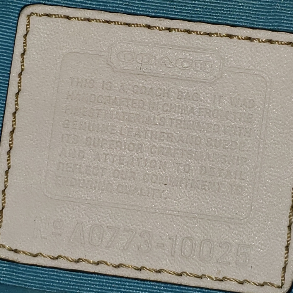 COACH - A0773-10925 Canvas Tote - Picture 4 of 6